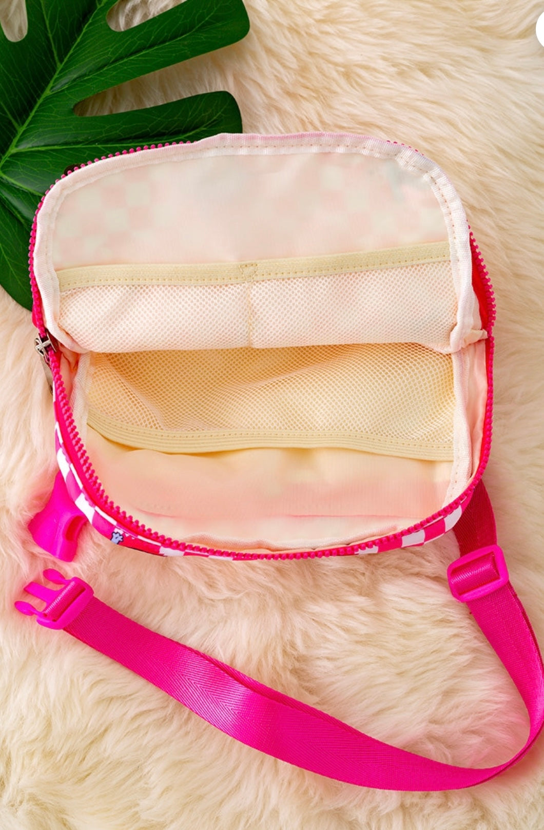 Pinky Belt Bag 💓